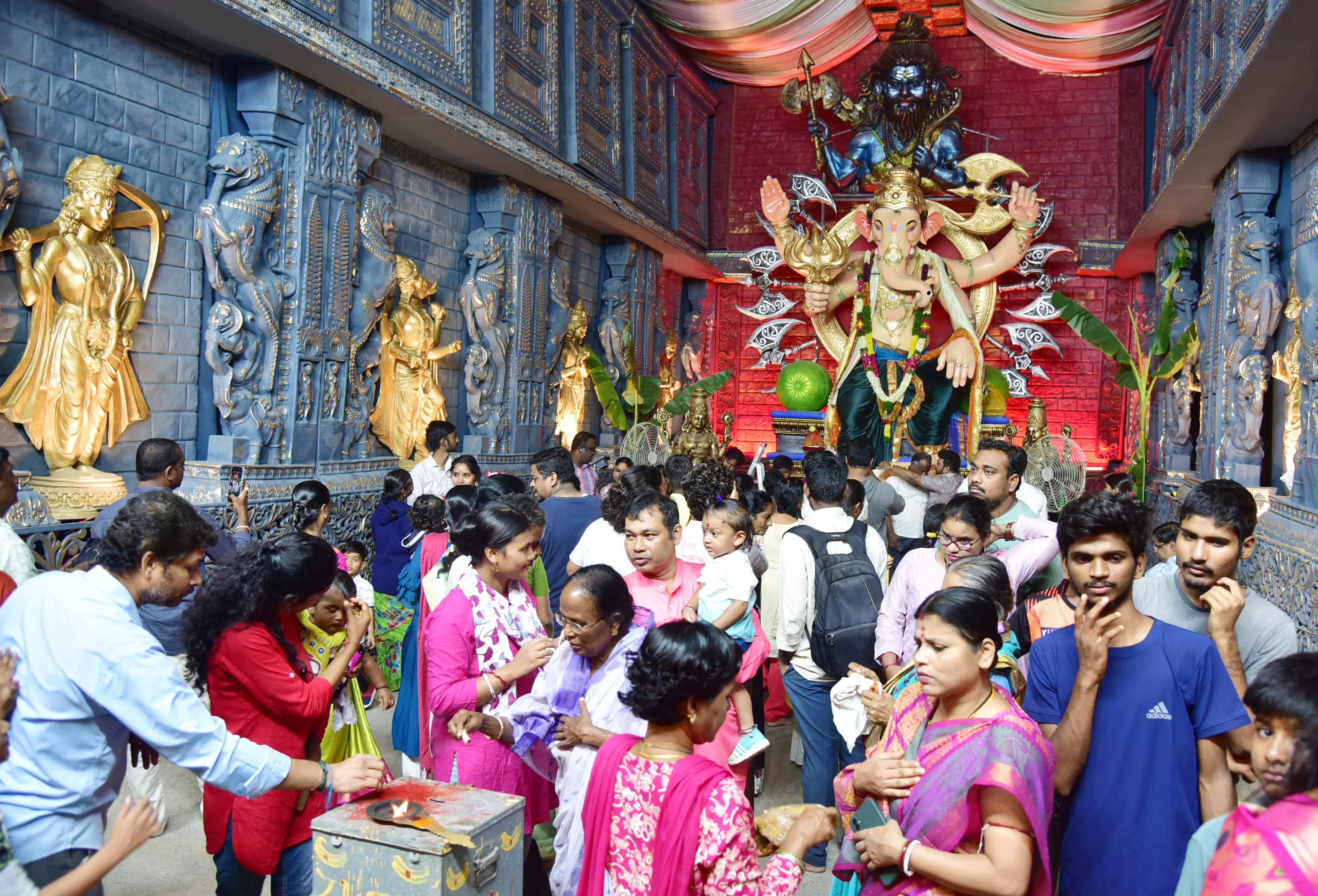 Going Around Ganesh Pandals is the Norm for Hyderabad City Folk