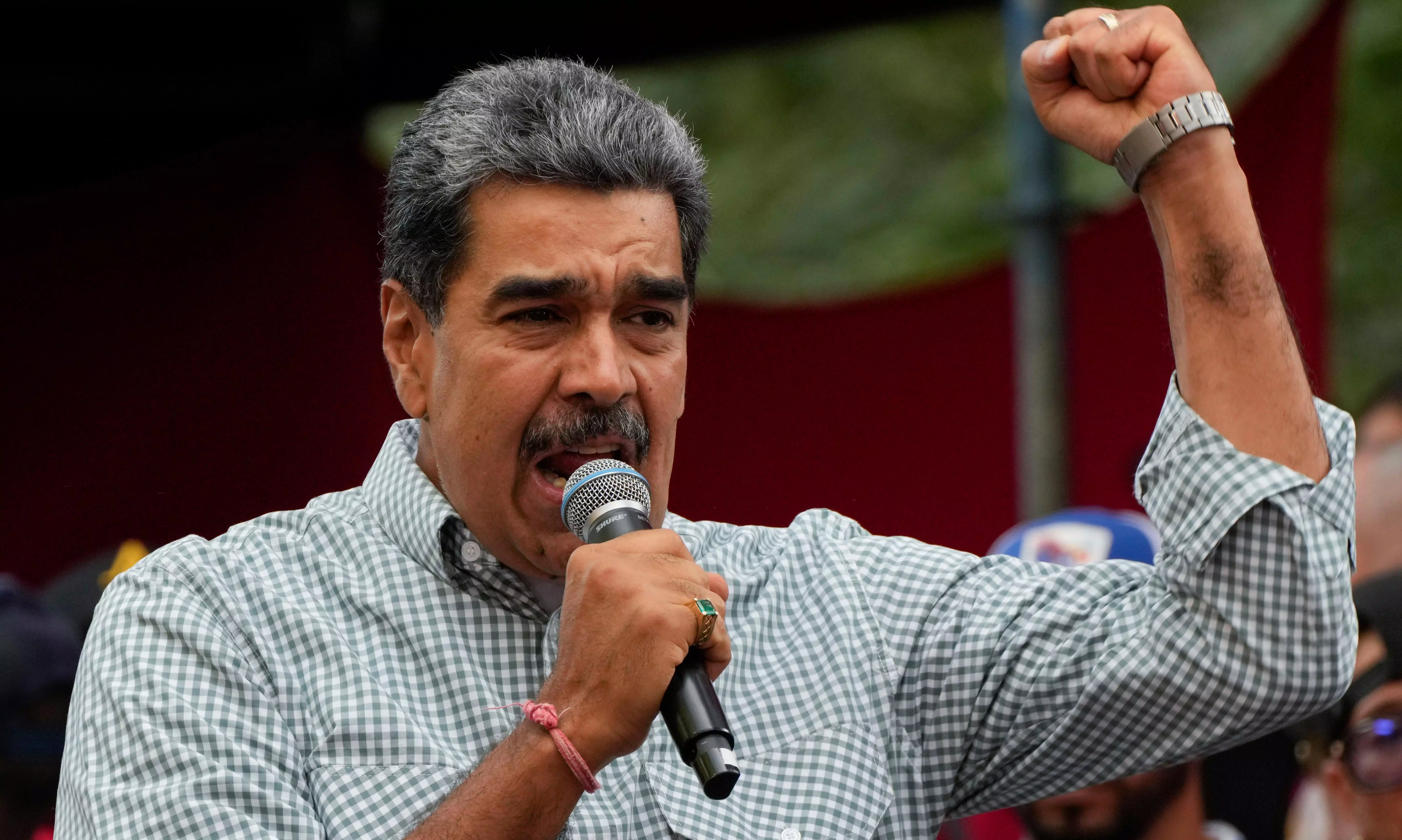 Venezuela arrests 6 foreigners allegedly involved in plot to kill President Maduro