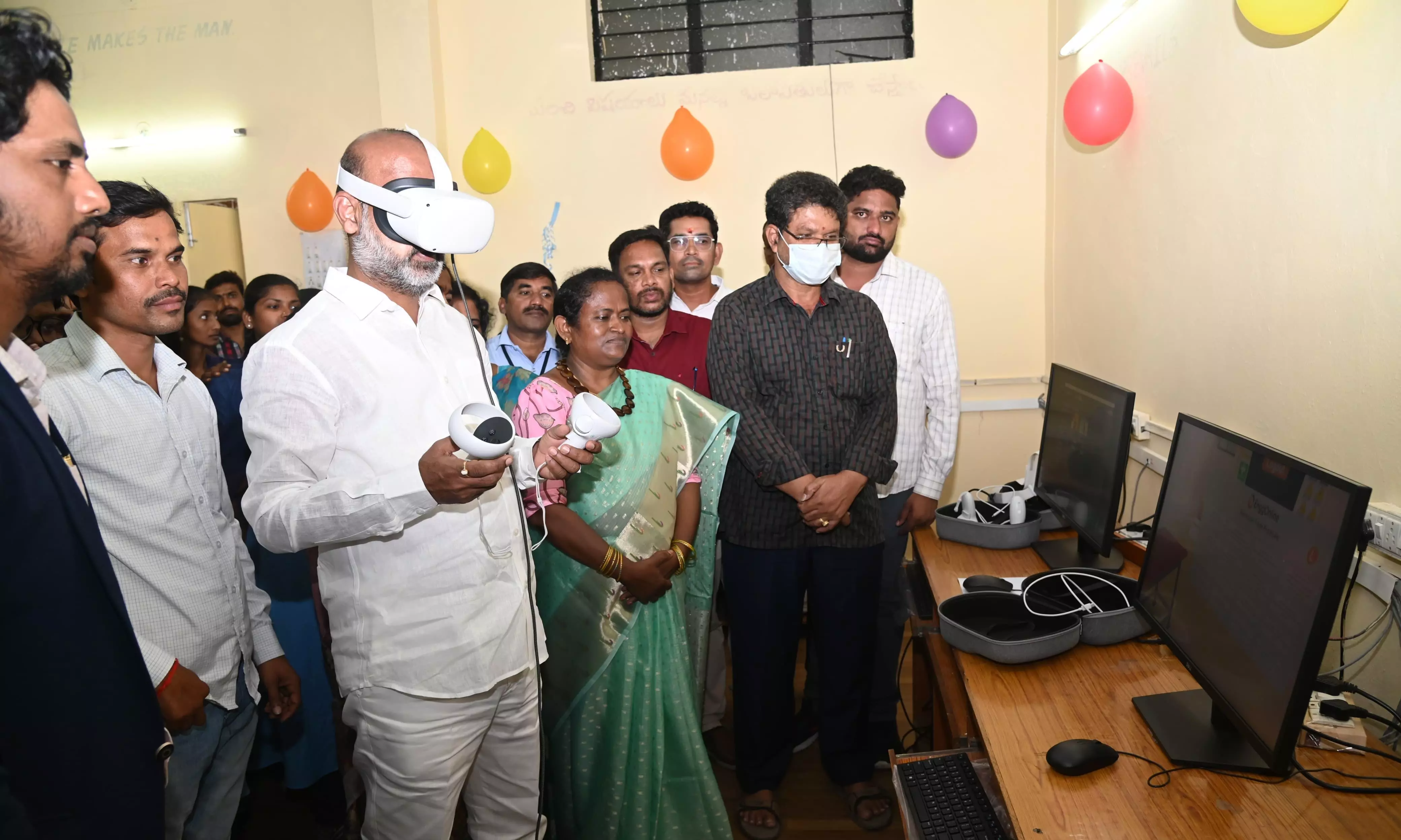 Bandi Sanjay Unveils State’s First AR-VR Lab in Karimnagar