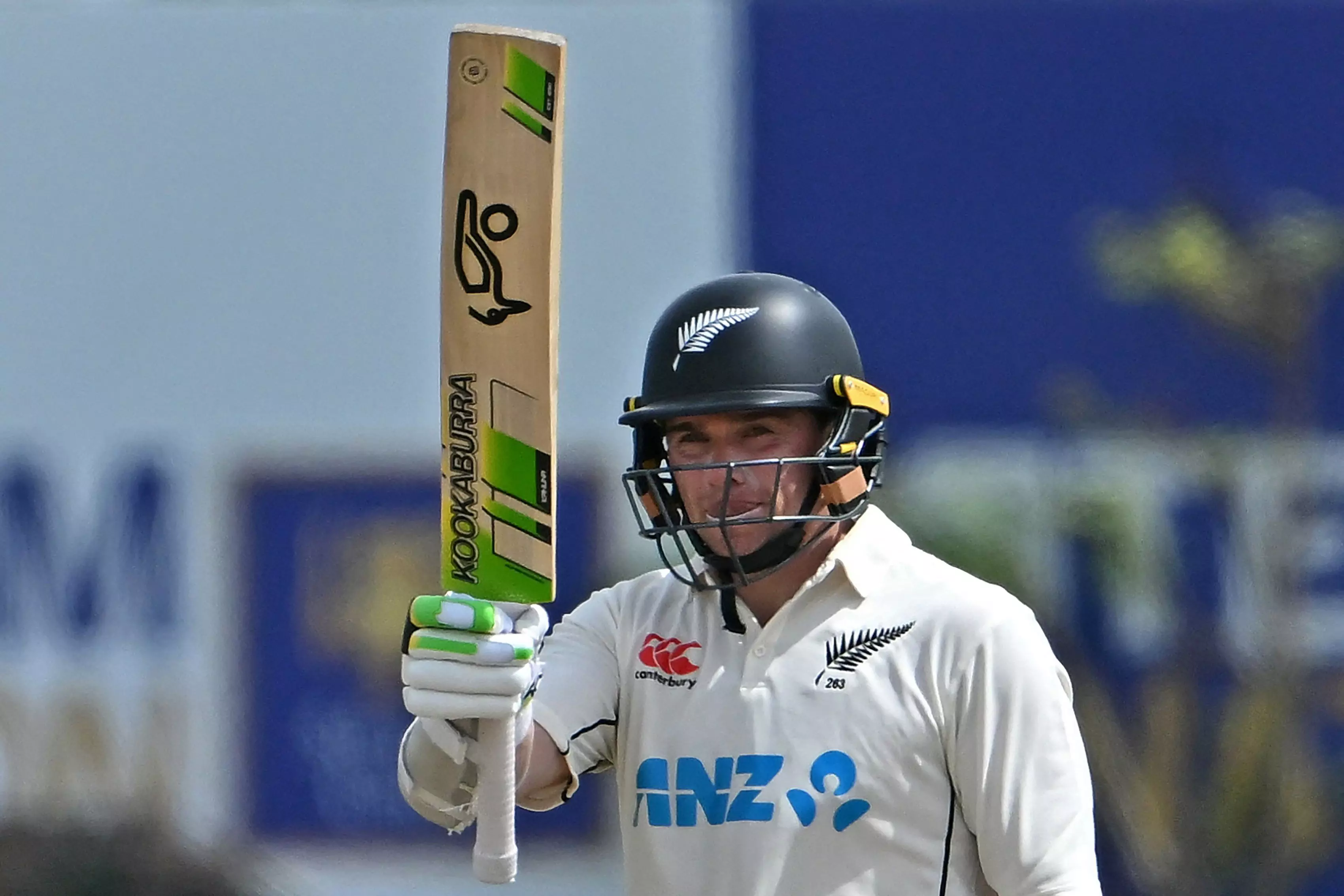 1st Test: New Zealand trails Sri Lanka by 300 runs at lunch