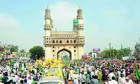 Thousands join grand Milad-un-Nabi procession