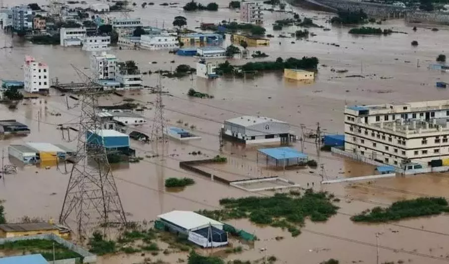 Street Vendors Upset for Being Left Out of Flood Aid