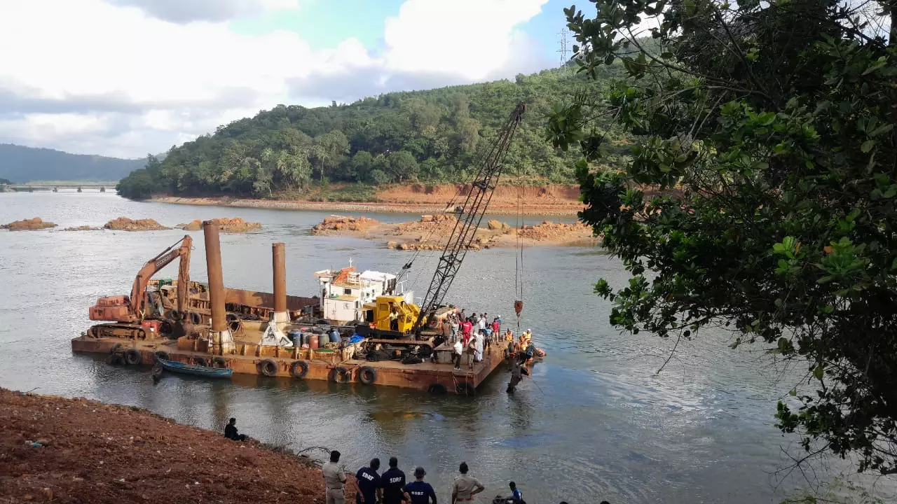 Search Resumes at Shiruru Landslide Site, Parts of Gas Tanker Recovered