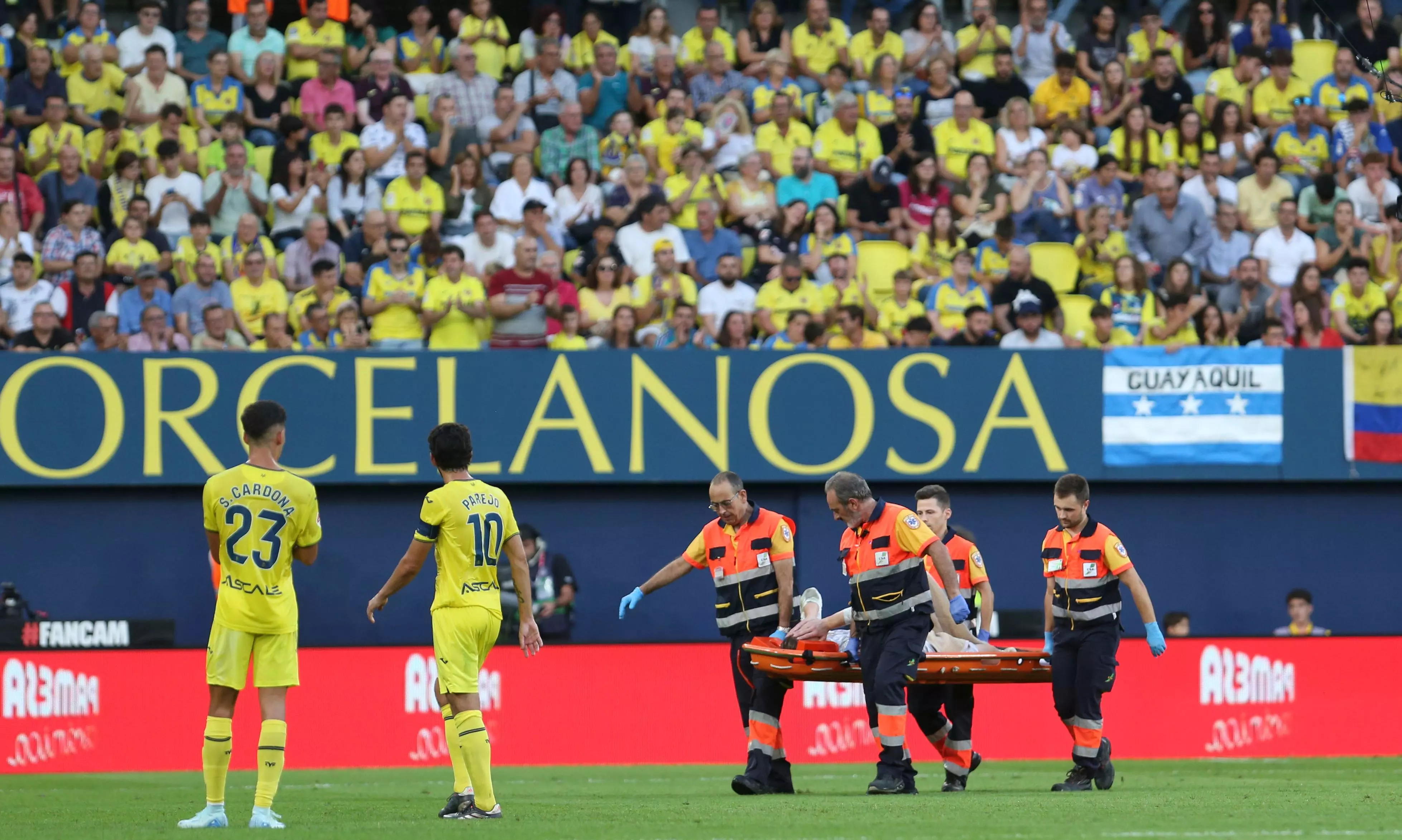 La Liga: Goalkeeper Ter Stegen leaves Barcelona match on a stretcher after serious knee injury