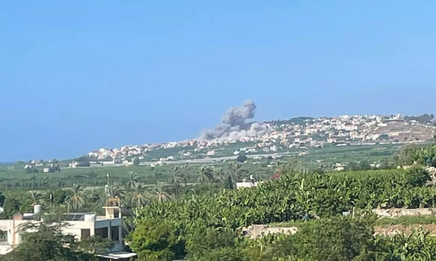 At least 100 killed and 400 injured in IDF strikes: Lebanons Health Ministry