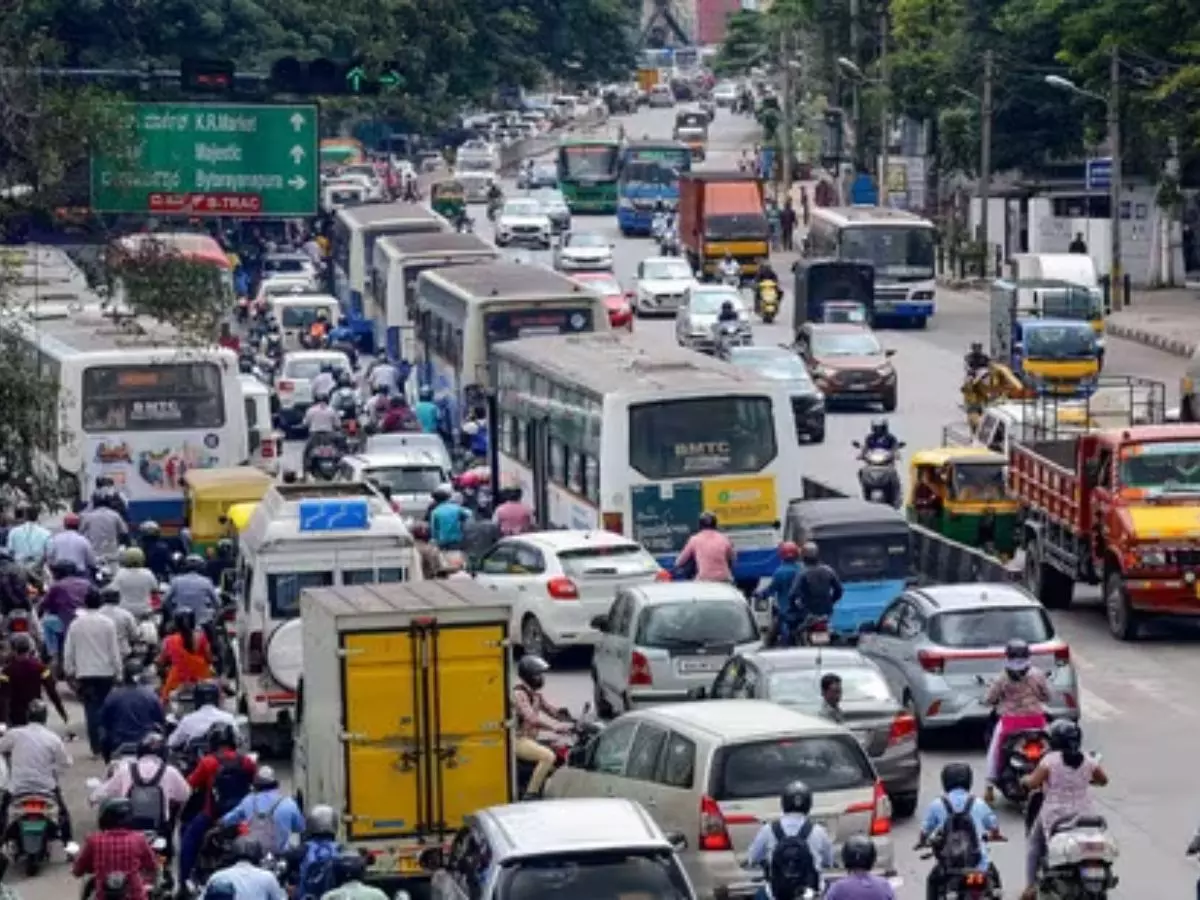 Traffic woes plague Visakhapatnam as city tackles parking crisis