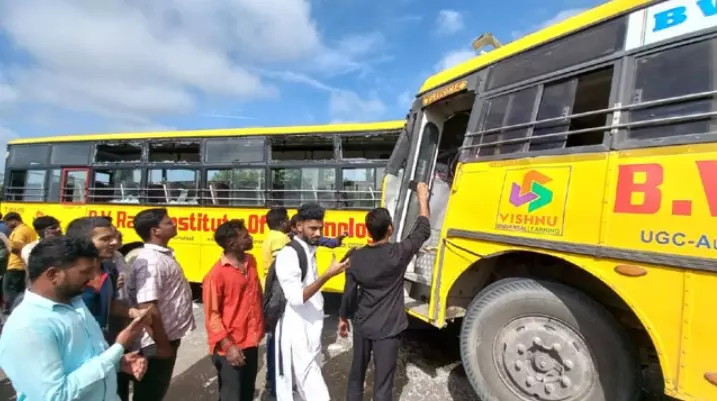 1 dead, 20 students hurt in bus collision