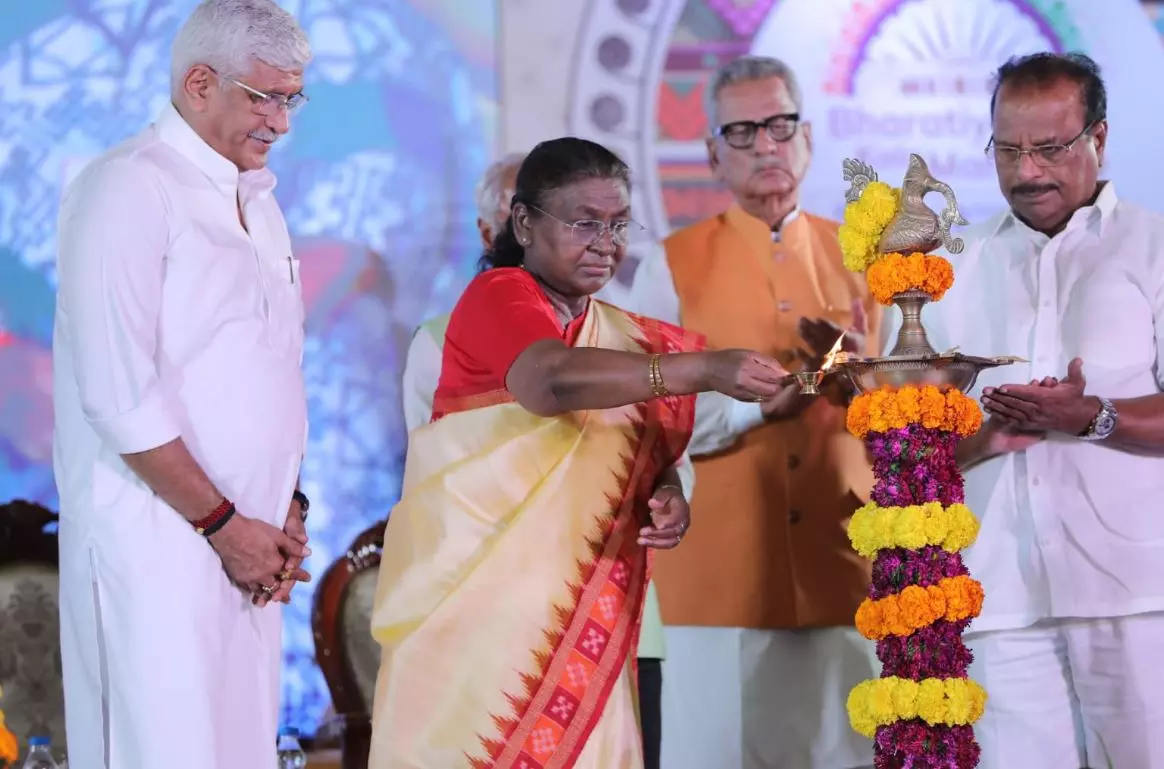 President Droupadi Murmu Inaugurates Bharatiya Kala Mahotsav