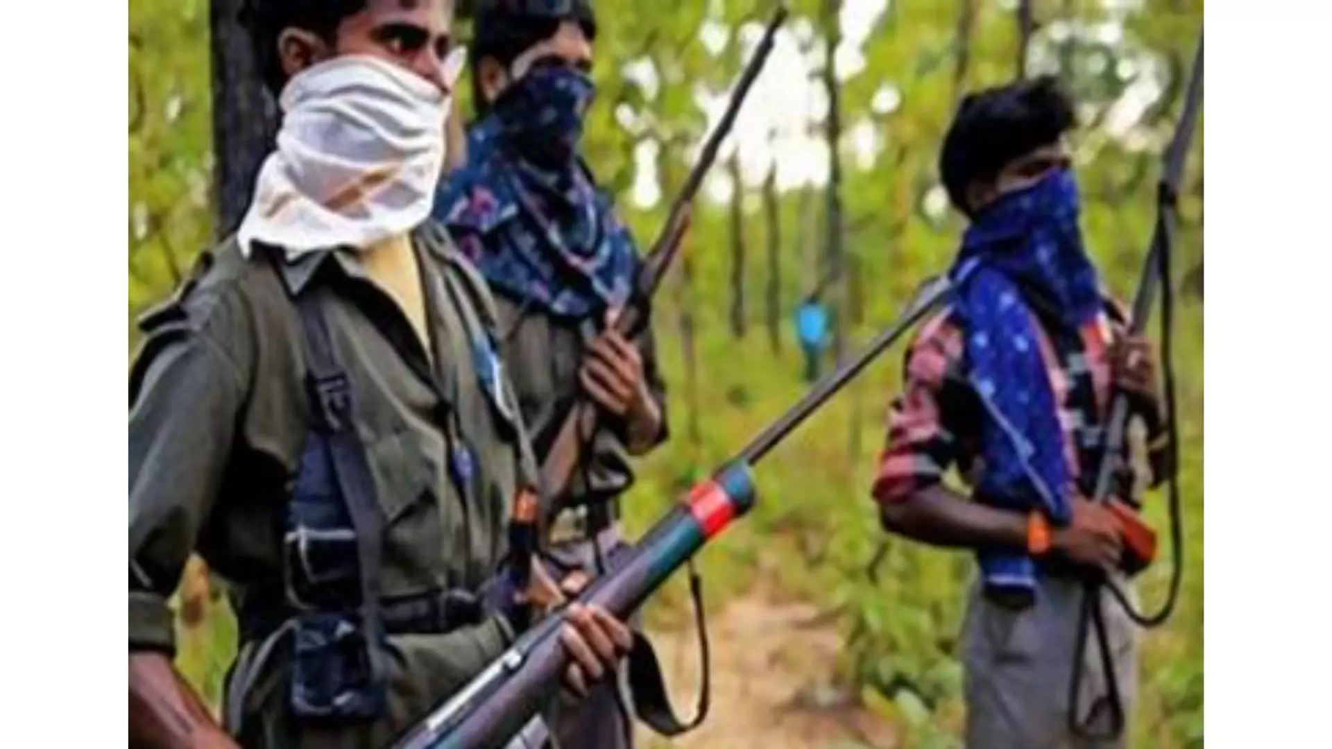 17 Maoists surrender in ASR district