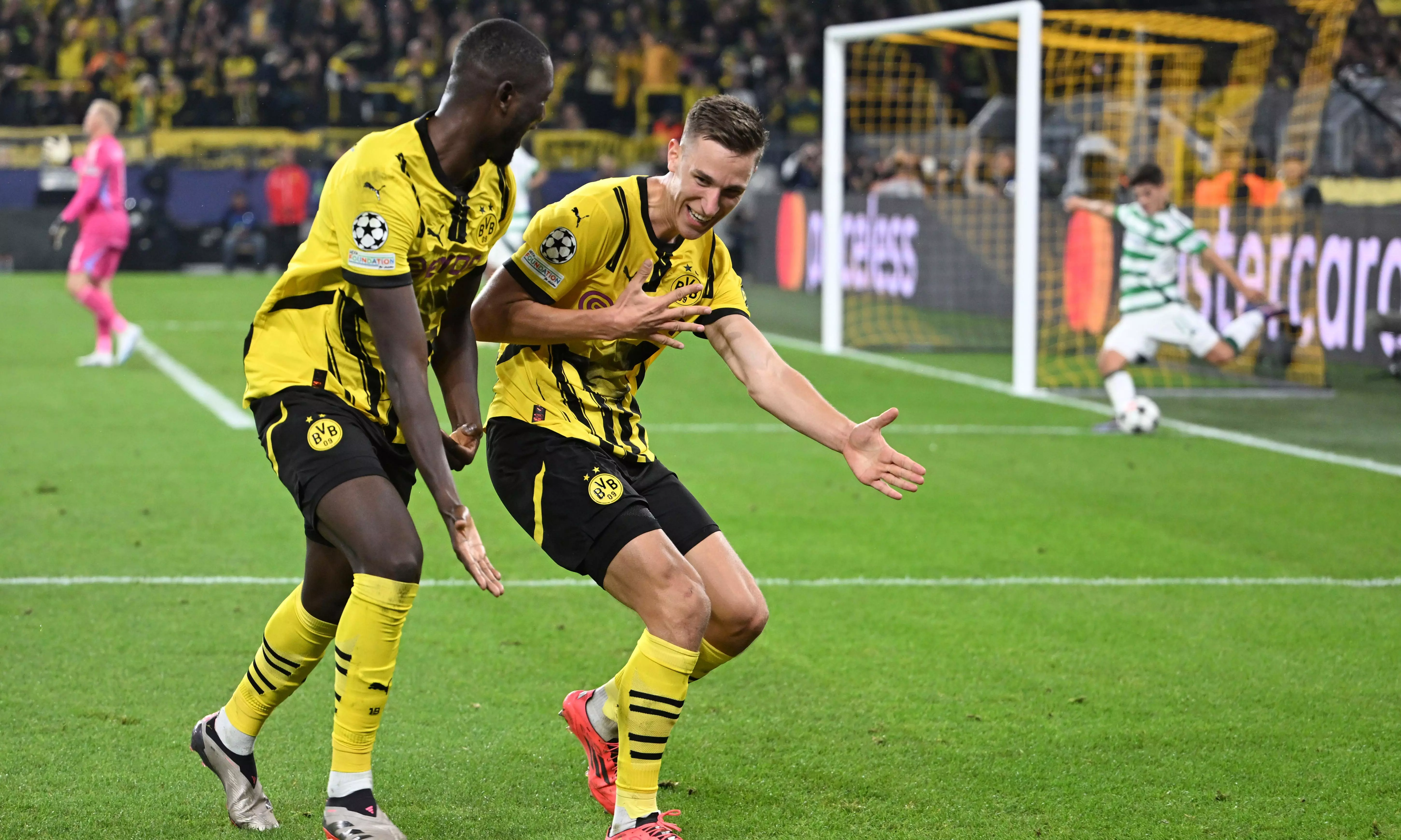 Borussia Dortmund rout Celtic 7-1 in Champions League