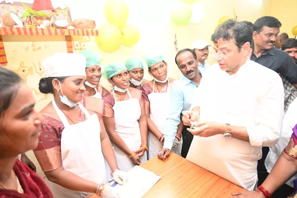 Mahila Shakti Canteens to boost women power: Sridhar Babu