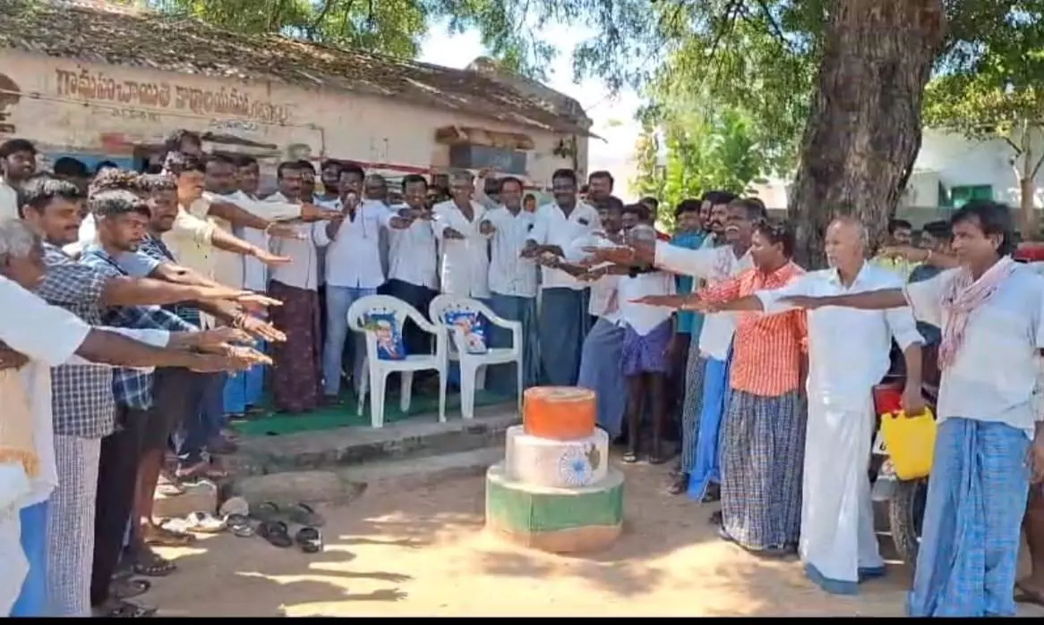 Telangana: Gattikal Village Enforces Liquor Ban As Tribute to Gandhi