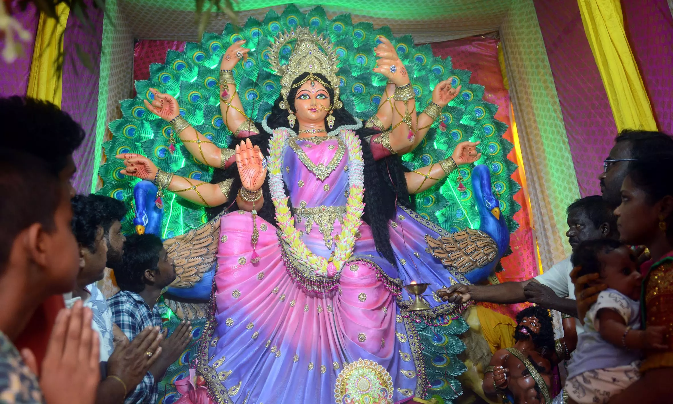 Vizag Navratri Starts with Puja of Durga’s Balatripura Sundari Form