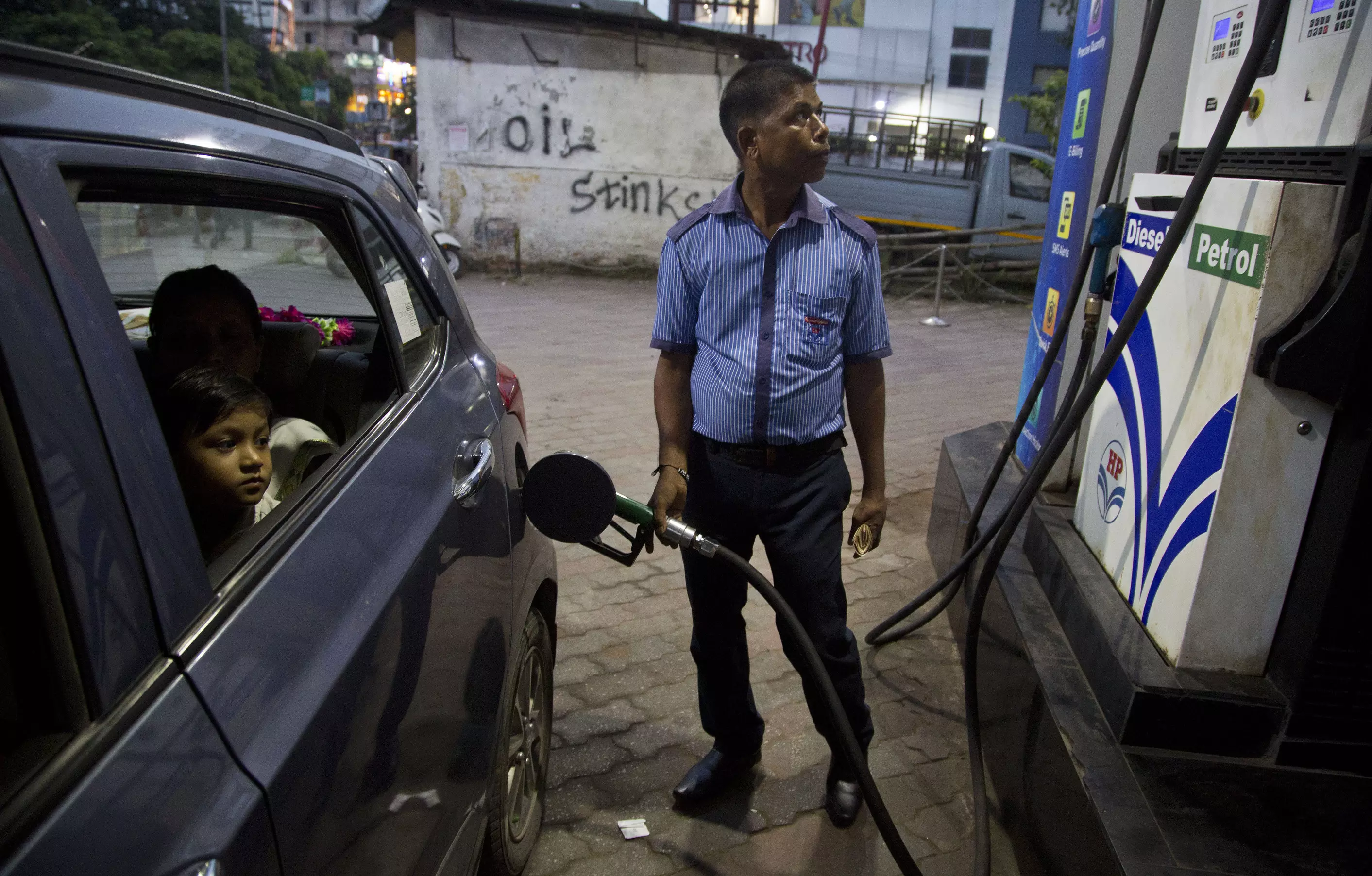 India’s Oil Imports Surge as Festive Demand Rises, Iraq and Saudi Exports Climb