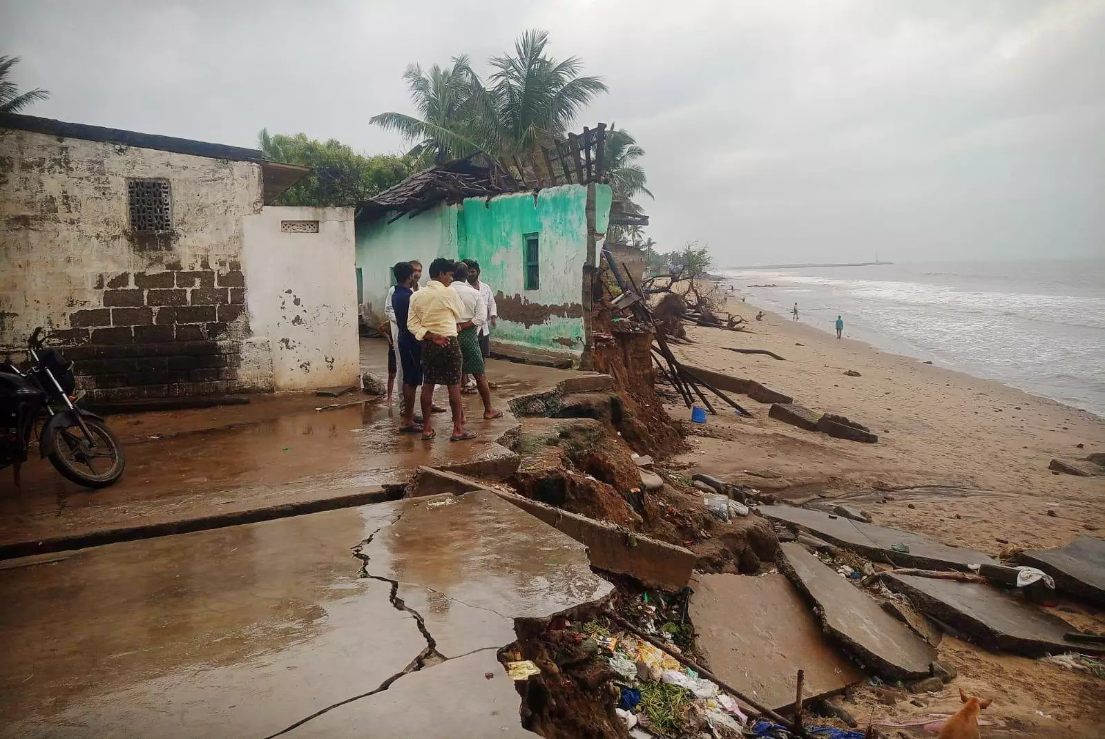 AP: Villages face sea erosion in Uppada coast