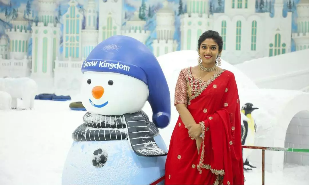 This Dussehra Set Snow Kingdom’s Snow-Floor on Fire with Your Dandiya Moves!