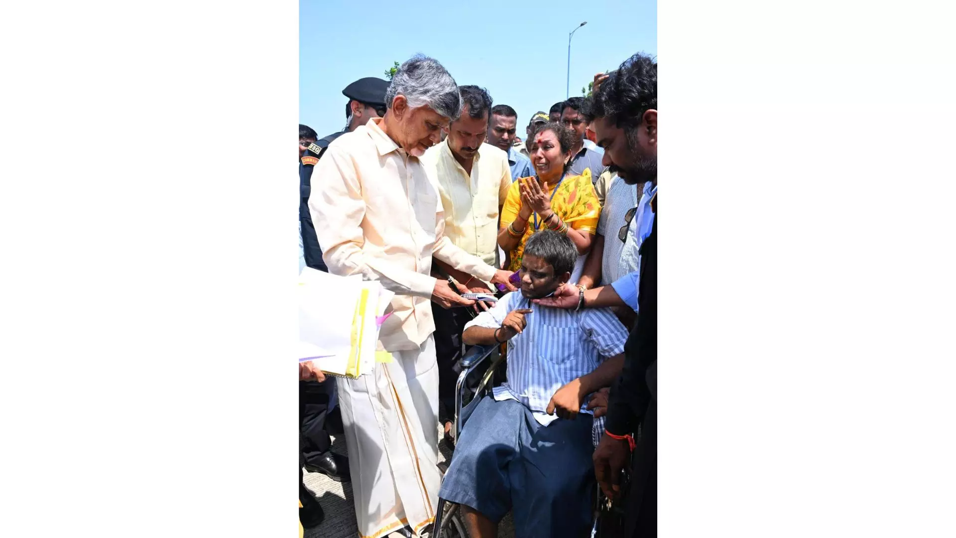 Naidu meets ailing fan at Renigunta airport, extends financial aid