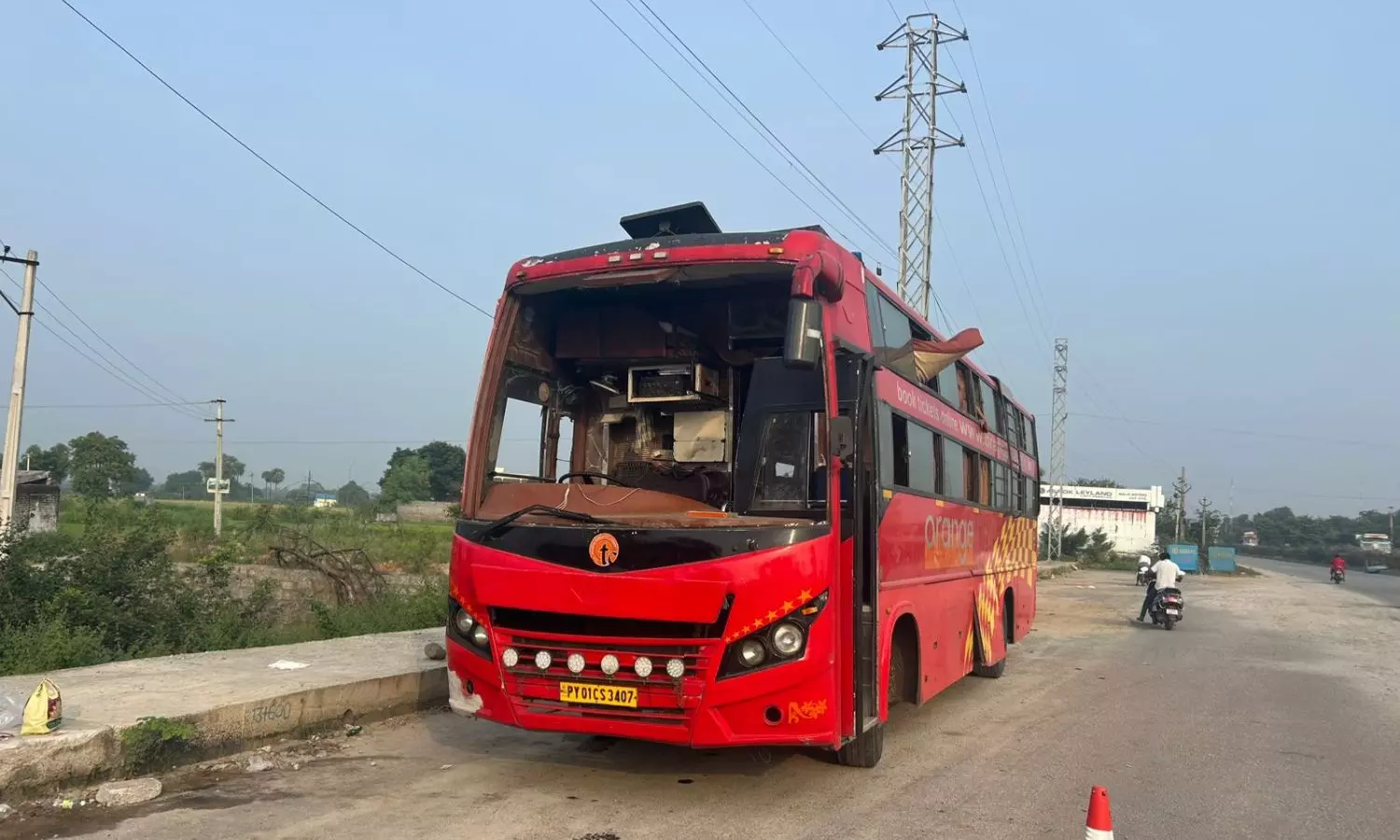 20 passengers injured after bus overturns in Nalgonda