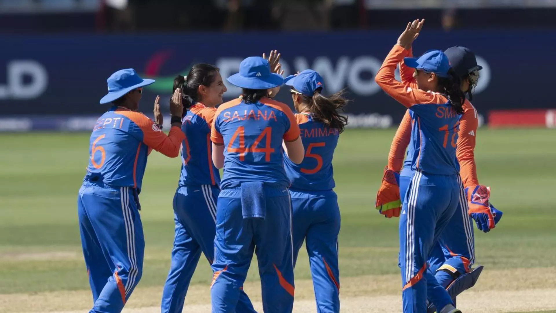 Womens T20 World Cup: India beats Pakistan by 6 wickets