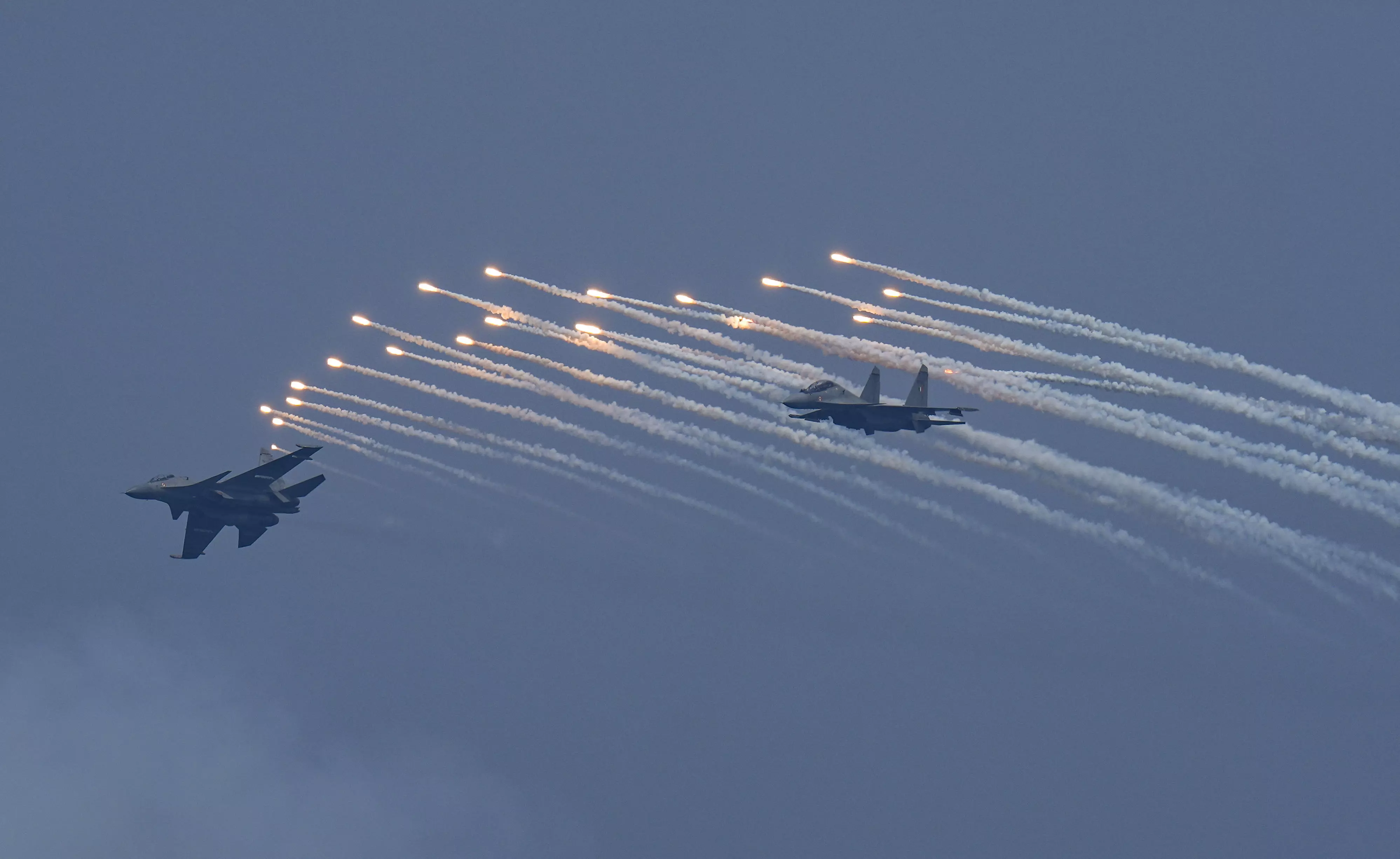 Five dead, several hospitalised after chaos at IAF air show in Chennai