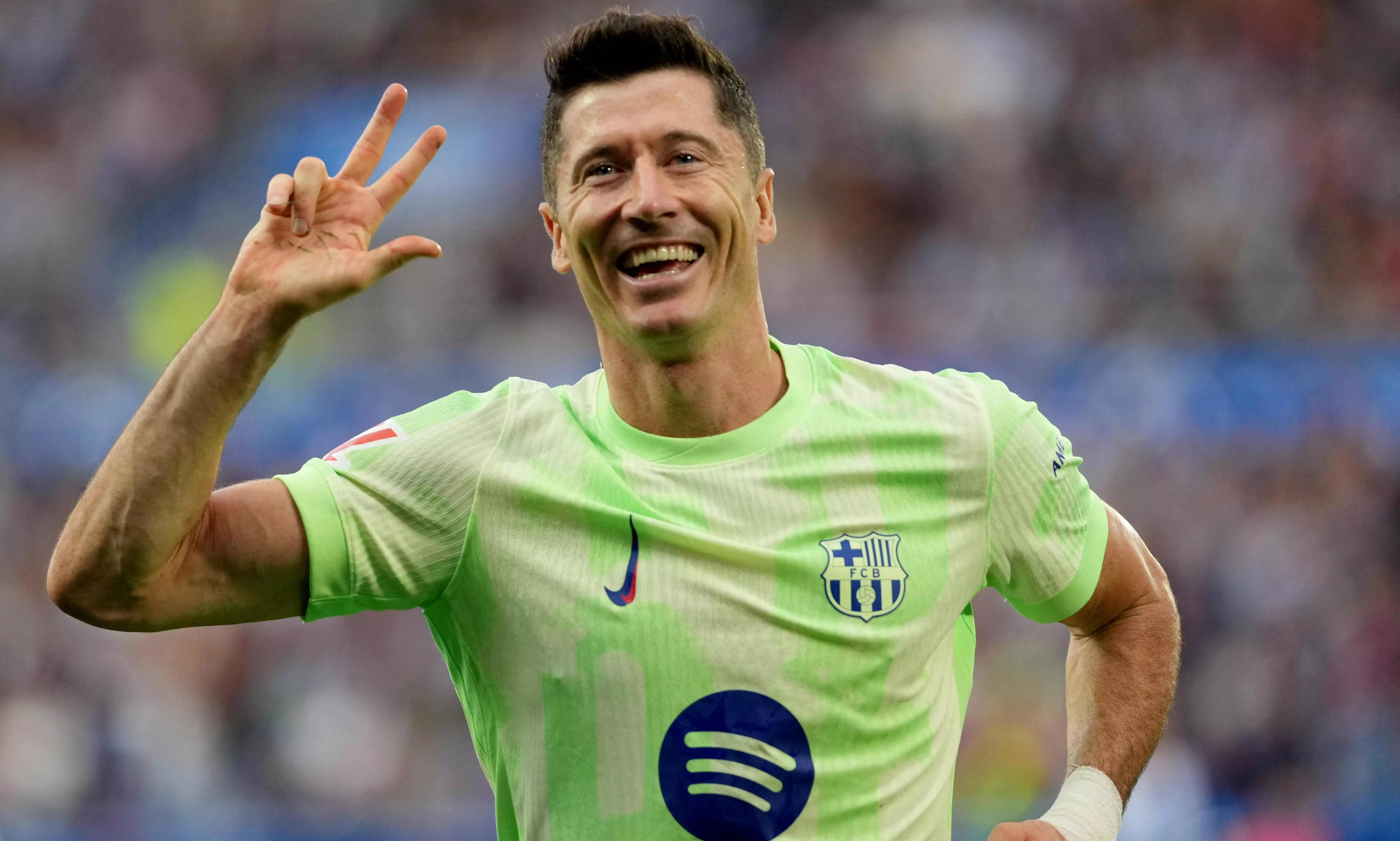 La Liga: Lewandowski hat-trick Powers Barcelona to Alaves Victory