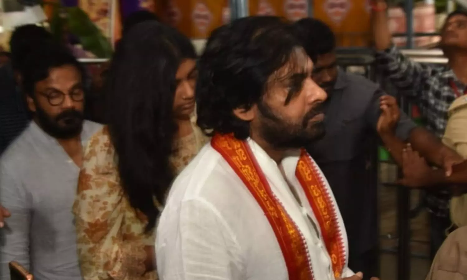 Vijayawada: Pawan Kalyan visits Kanaka Durga temple