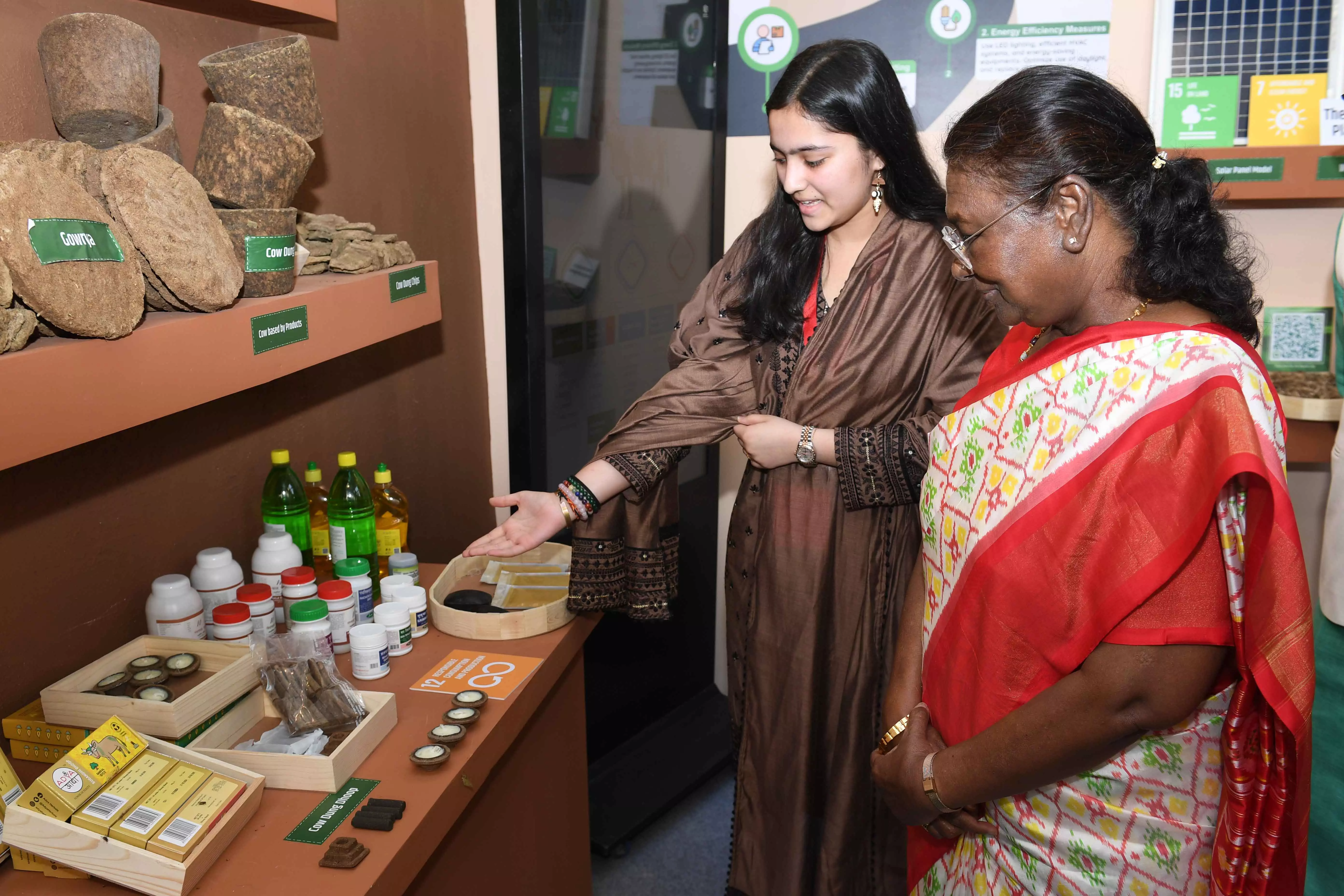 Murmu Graces 7th Foundation Day of All India Institute of Ayurveda