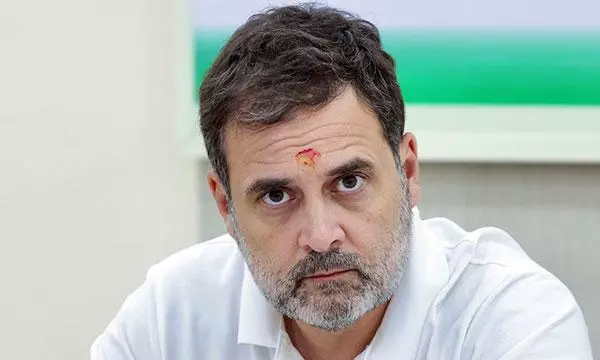 Complete collapse of law and order in Maharashtra: Rahul Gandhi mourns Baba Siddiques death