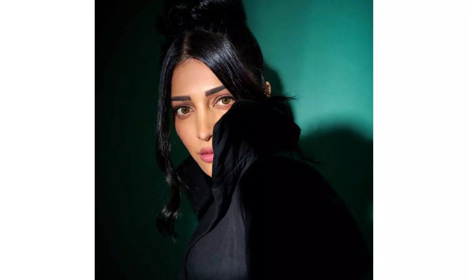 Shruti Haasan Stuns with Vocals in The Devil Is Waiting from Eleven