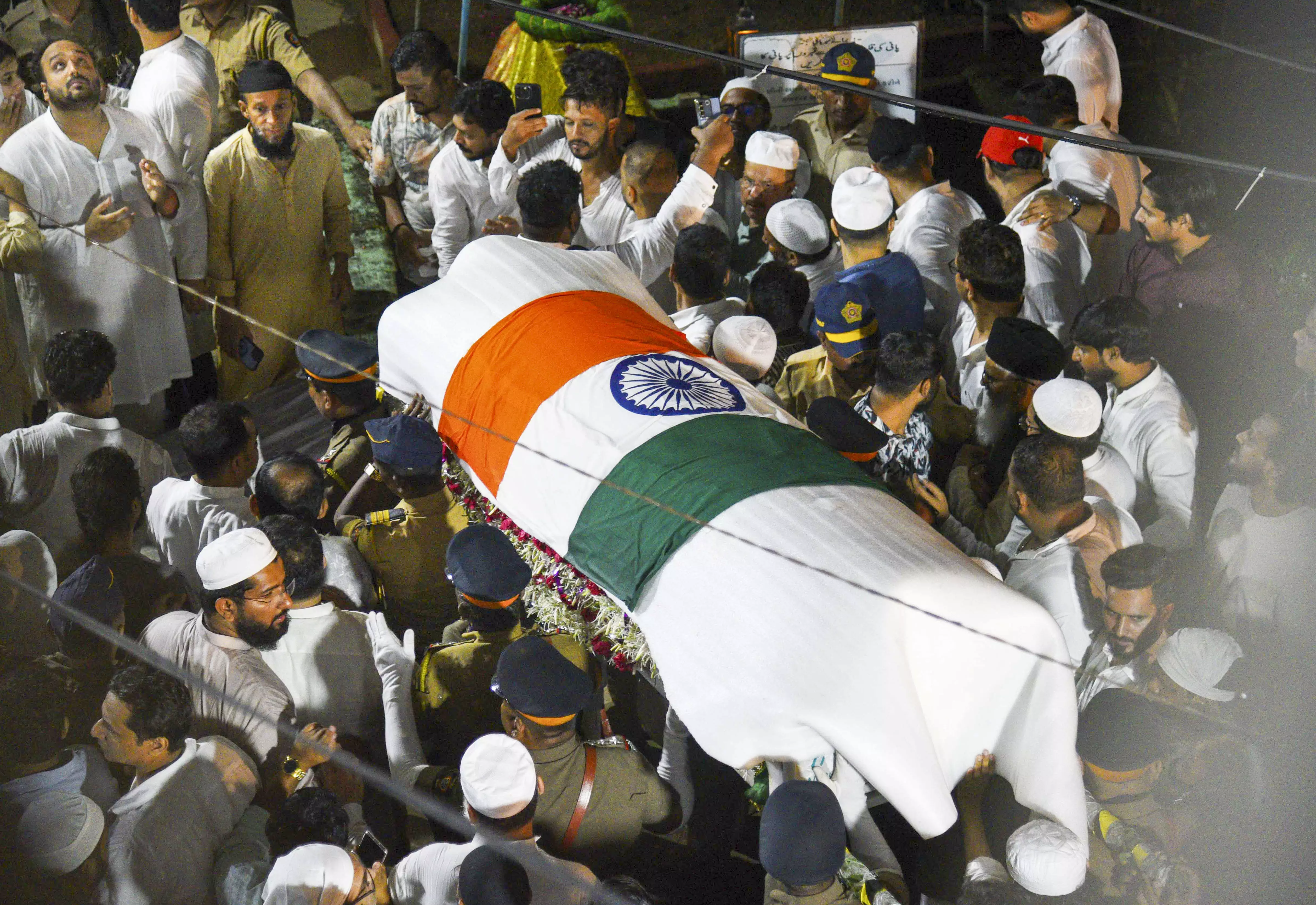 Baba Siddique buried with state honours