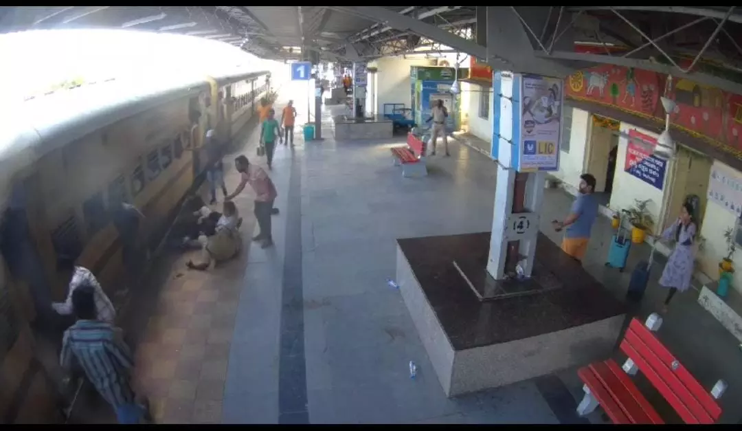 Alert RPF personnel save woman’s life at Lingampalli Railway Station