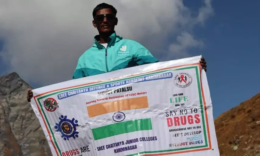 Siblings From Jagtial Scale Mount Patalsu, Promote CM’s Anti-Drug Message