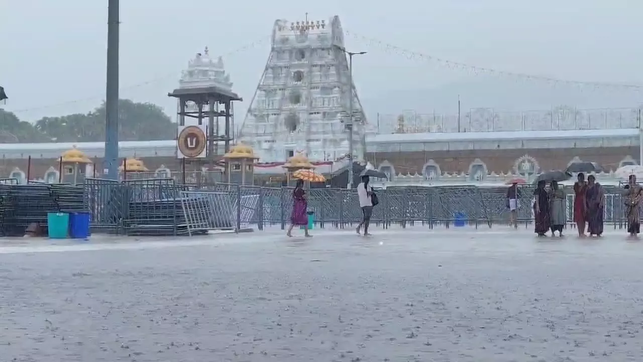 Rains, cold make pilgrimage to Tirumala challenging