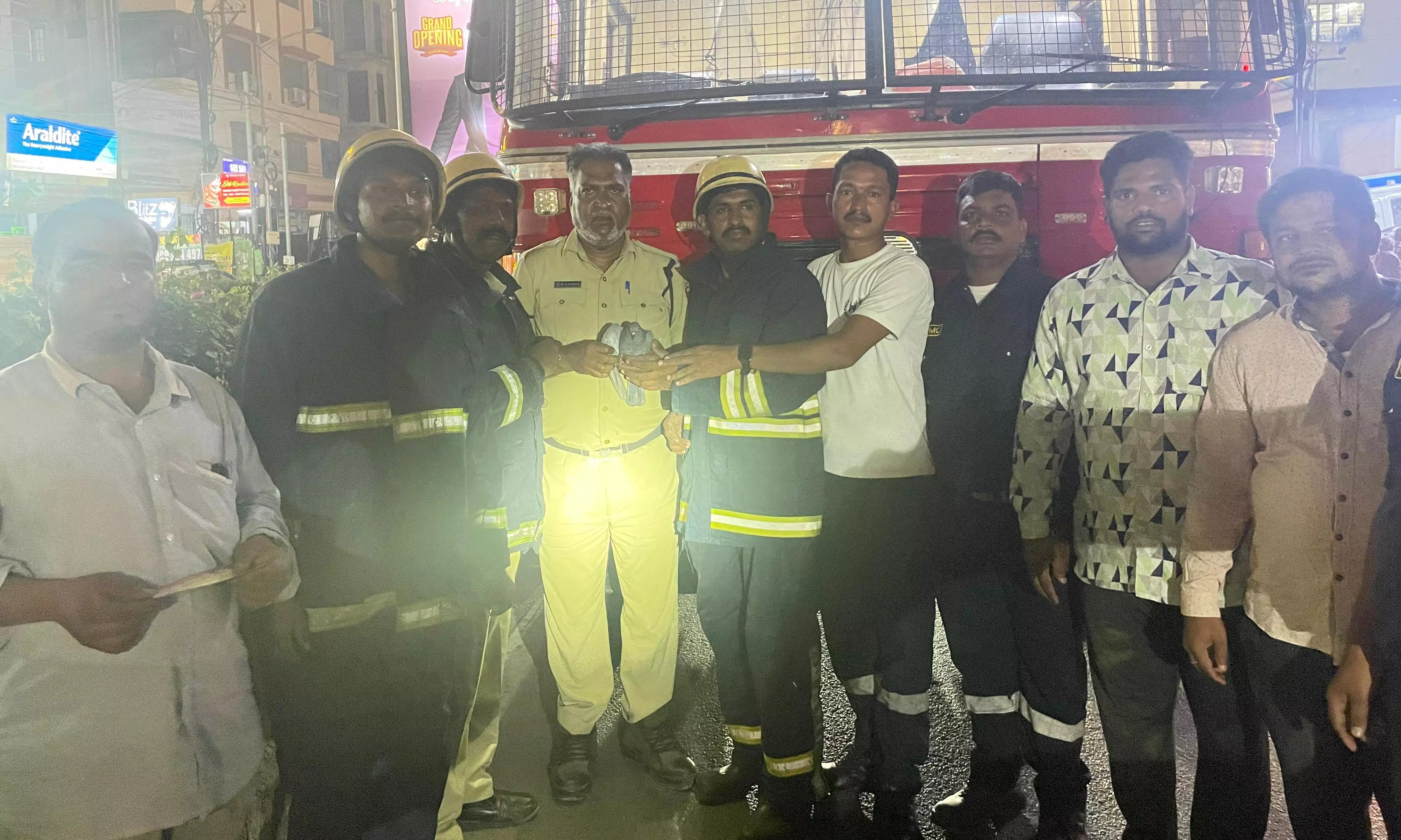 Musheerabad fire personnel rescue pigeon stuck on metro bridge