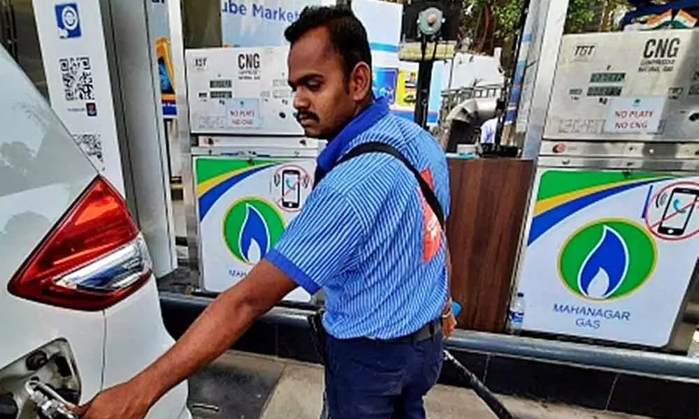 CNG price may go up Rs 4-6 on input supply cut, excise duty cut to ease situation