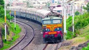 Minor derailment disrupts train services on KK Line