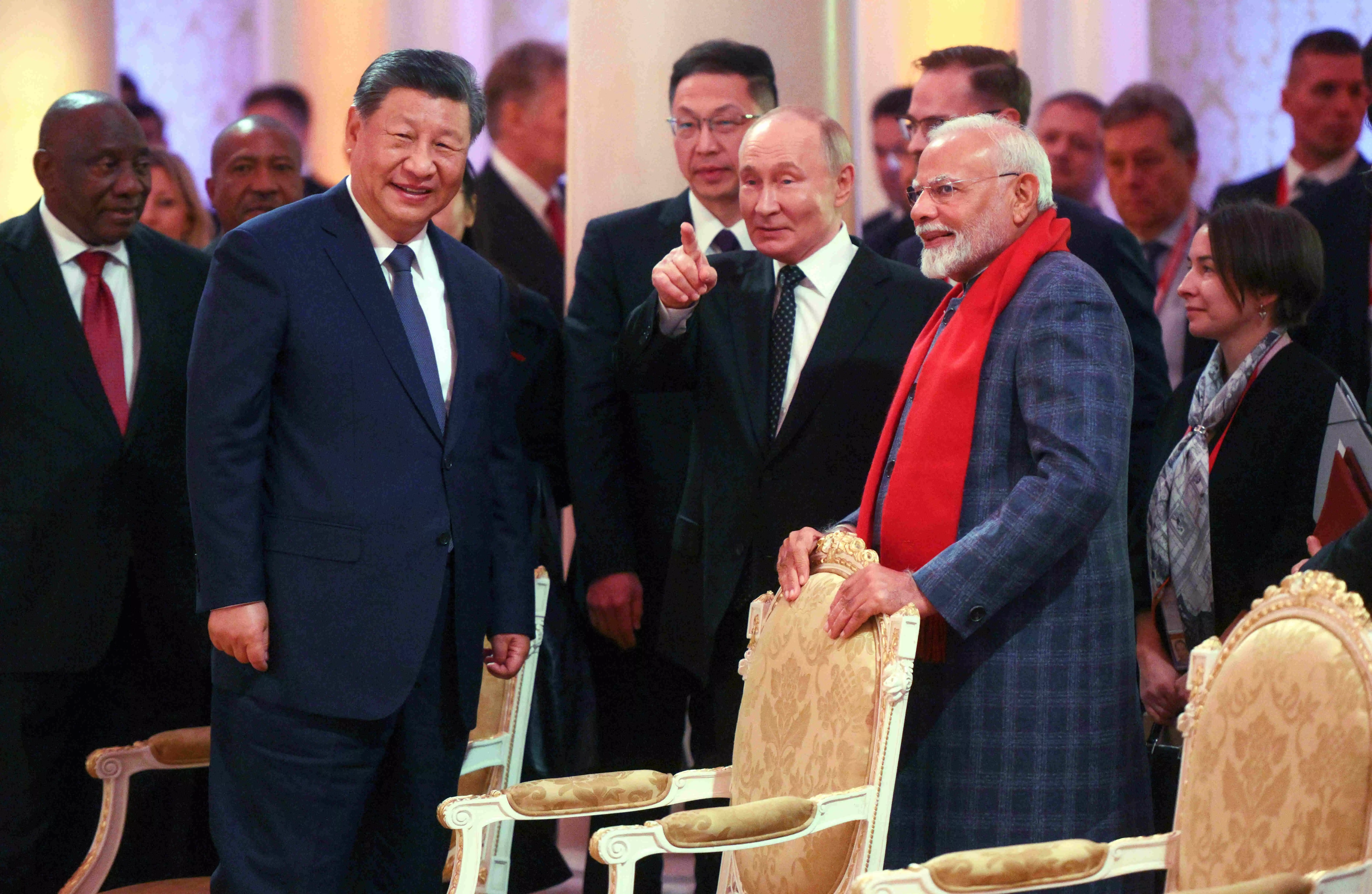 Modi, Xi to hold bilateral talks today