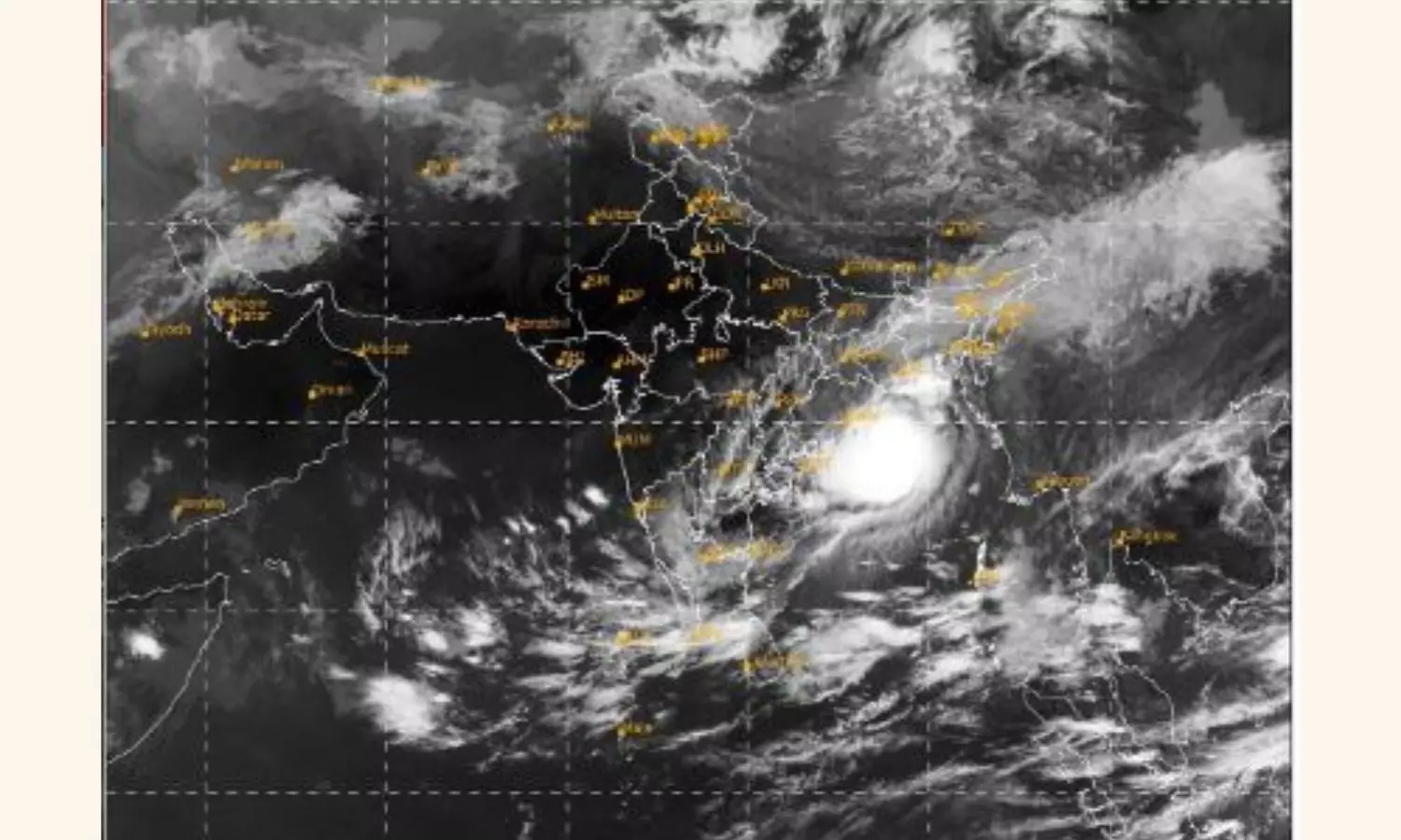 Coastal Odisha receives heavy rain as severe cyclone Dana approaches