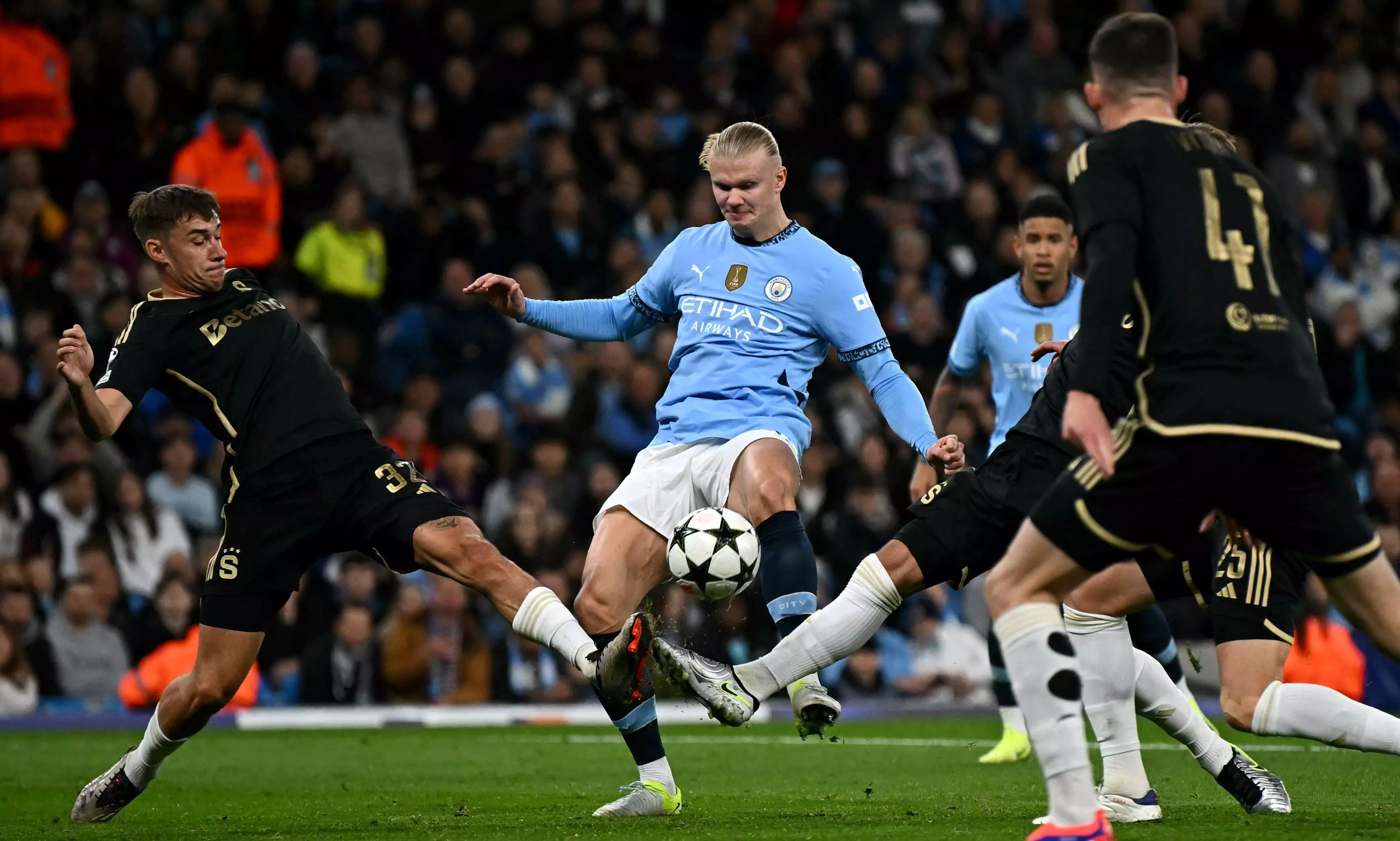 UEFA Champions League: Haaland scores outrageous goal for Manchester City