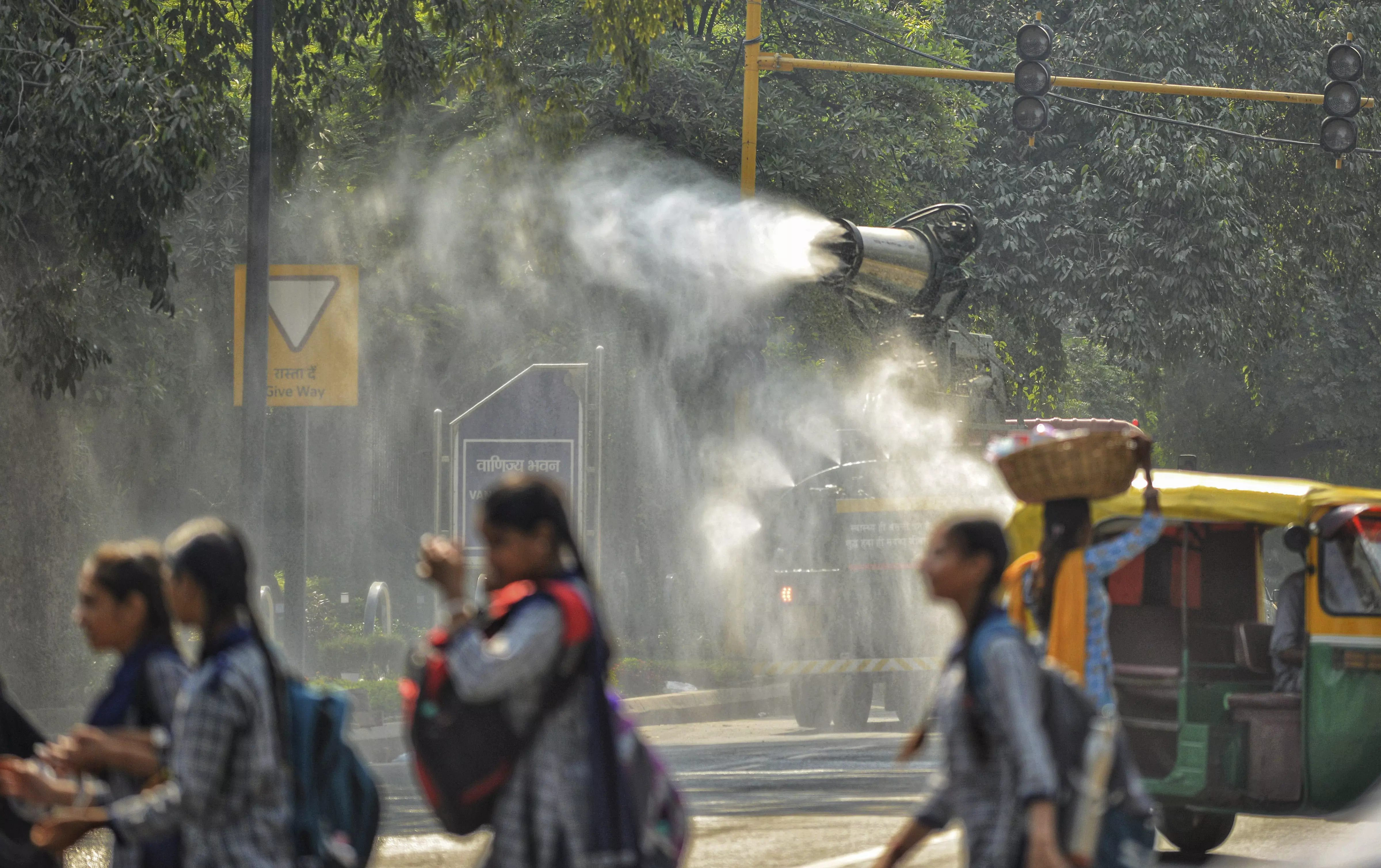 Air pollution level increases in Delhi