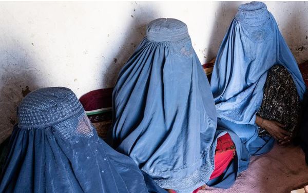 Taliban bans Afghan women from praying aloud together