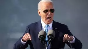 Biden goes off script again, causing distraction for Harris in campaigns home stretch