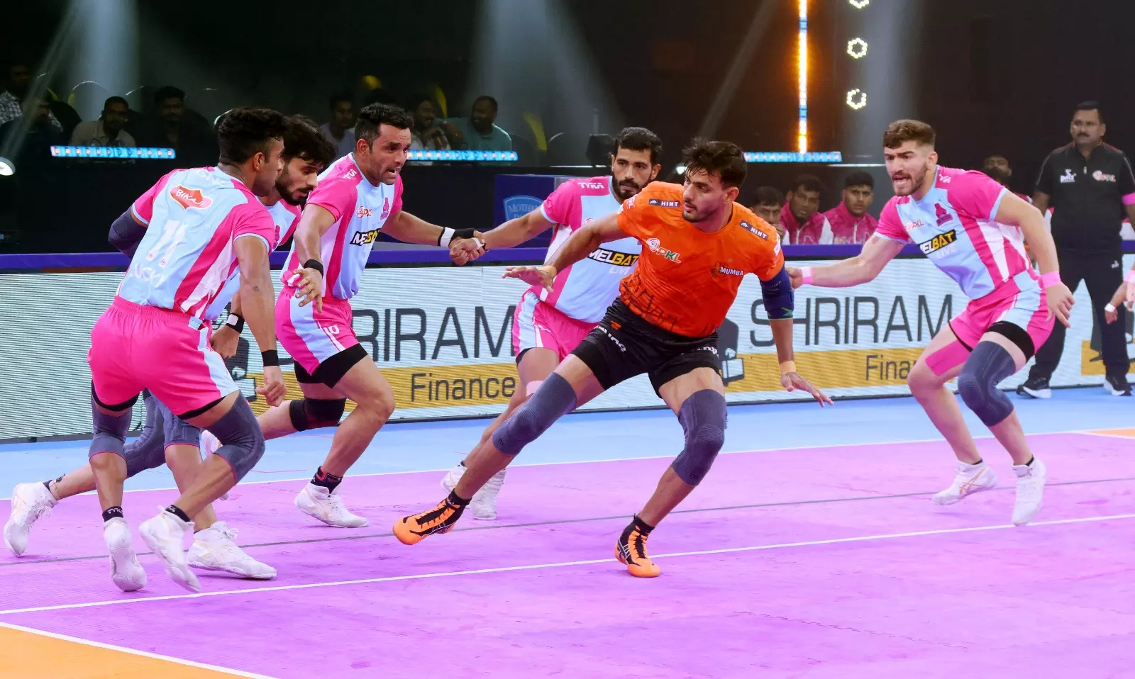 Ajit Chavan Stars as U Mumba Clinch Thrilling Win Against Jaipur Pink Panthers