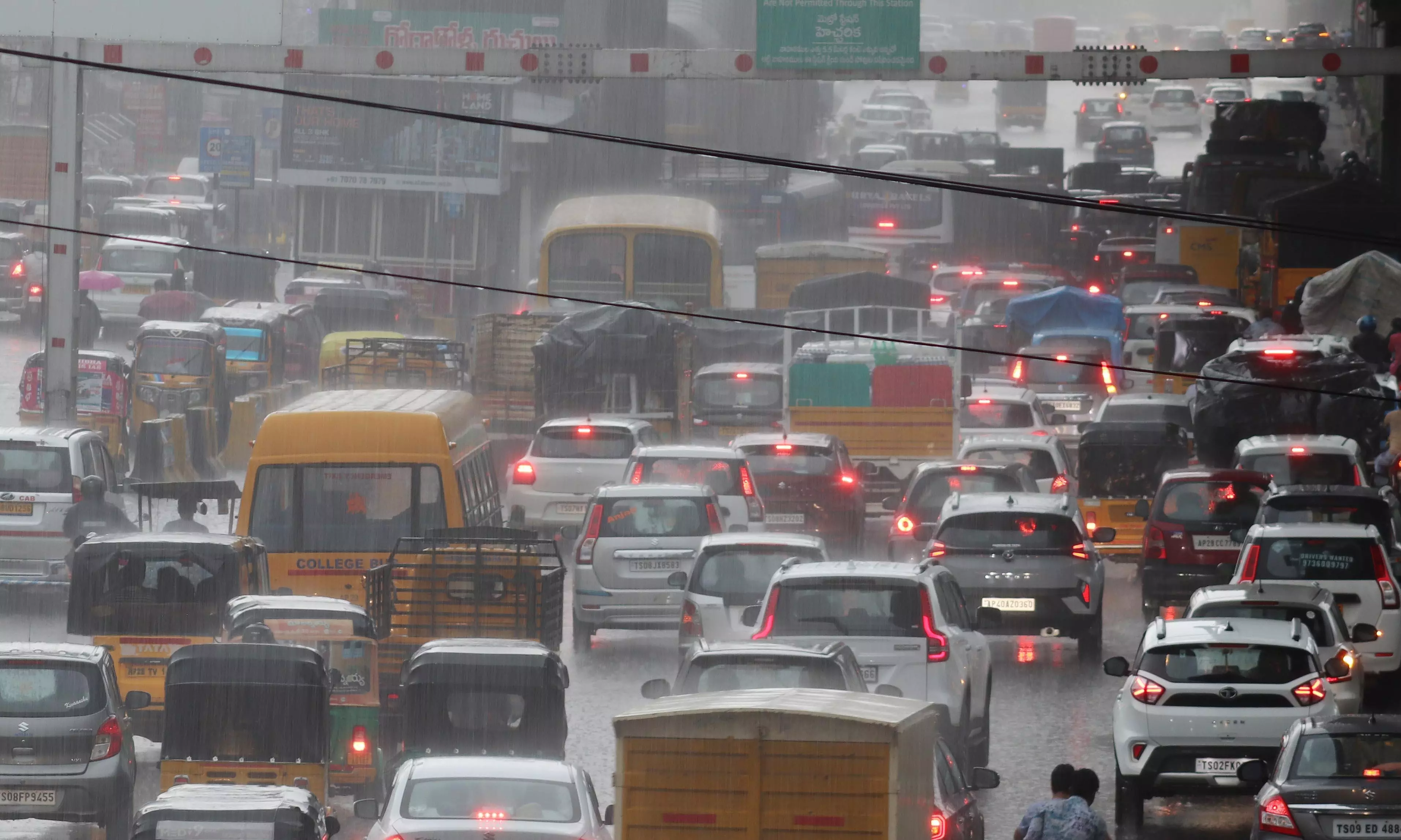 Sudden rain brings traffic to standstill in Hyderabad