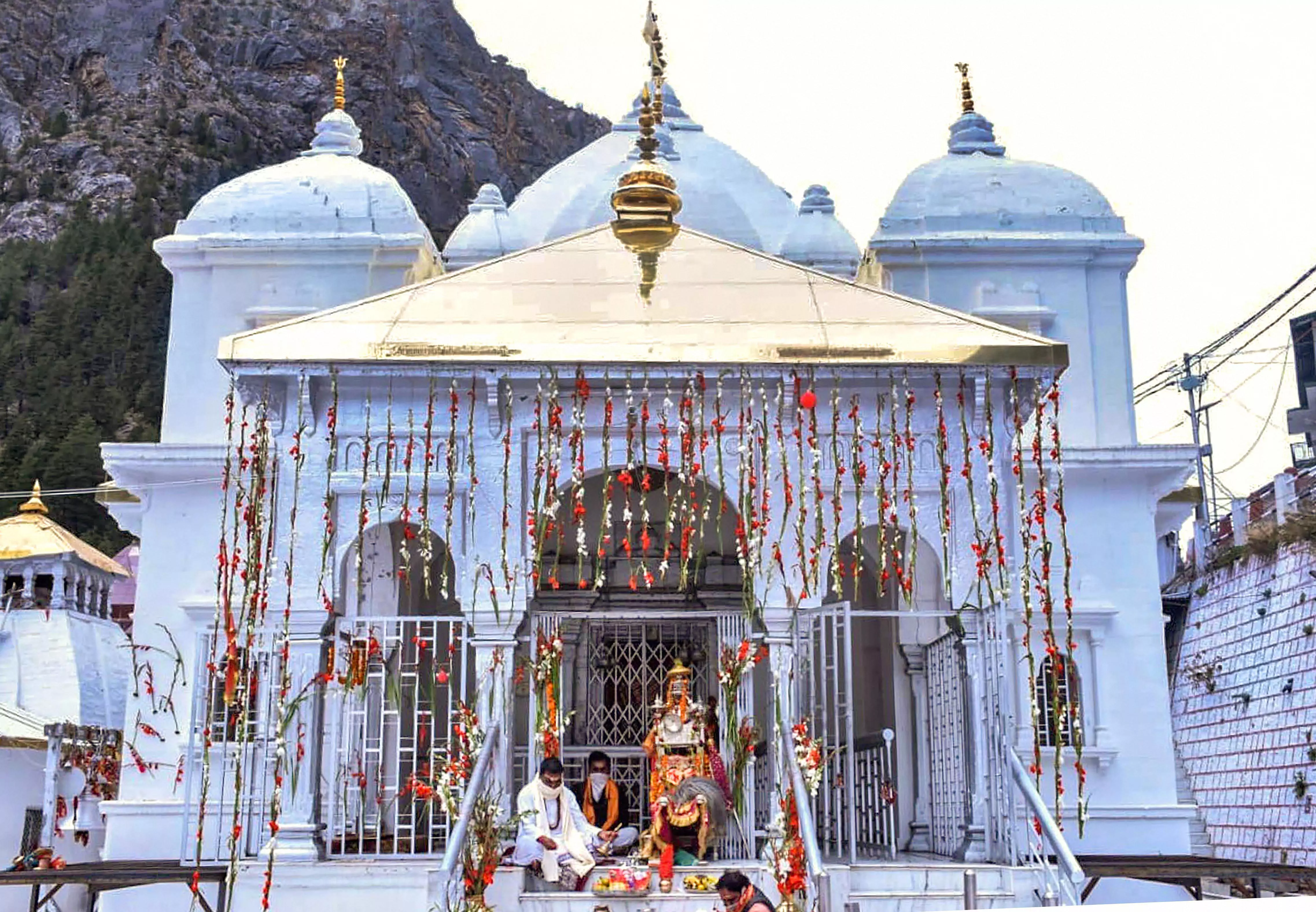 Gangotri Temple Closes for Winter