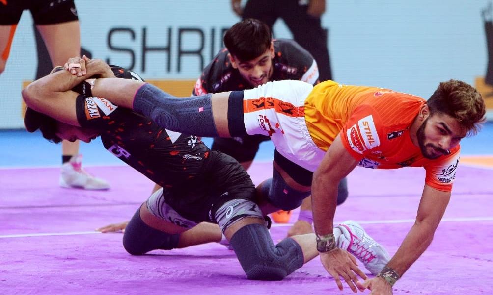 Puneri Paltan Dominates U Mumba in Thrilling Match