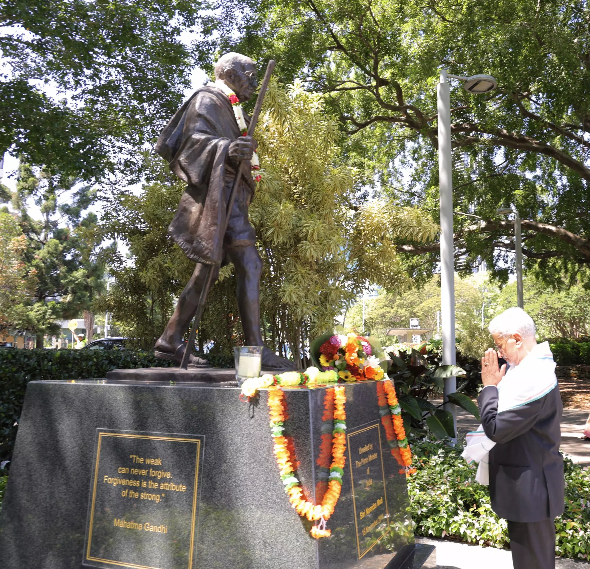 Jaishankar inaugurates new Indian consulate in Brisbane, pays homage to Gandhi