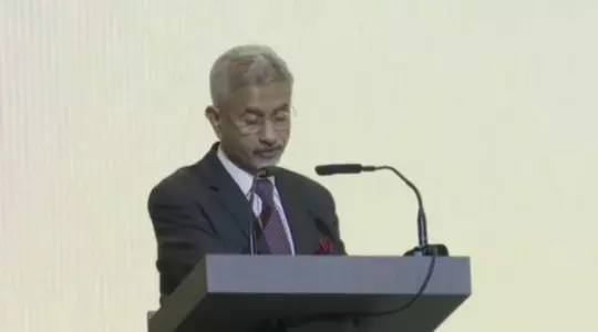 EAM Jaishankar discusses ties with Singapores Deputy PM