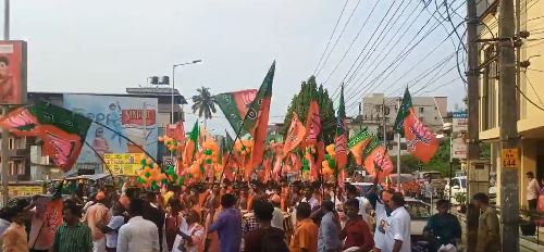 Outsiders dominate Wayanad LS by-election race