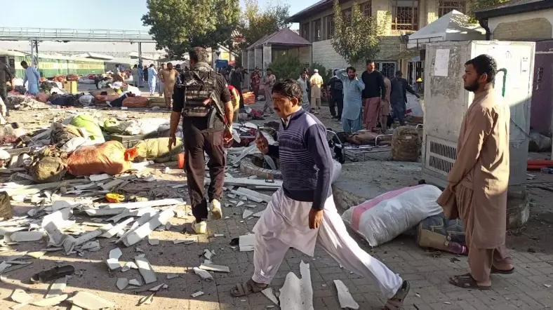 26 killed in bomb blast in Pakistan